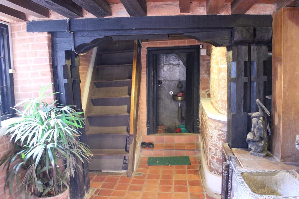 Goathchen Guest House Lalitpur Экстерьер фото